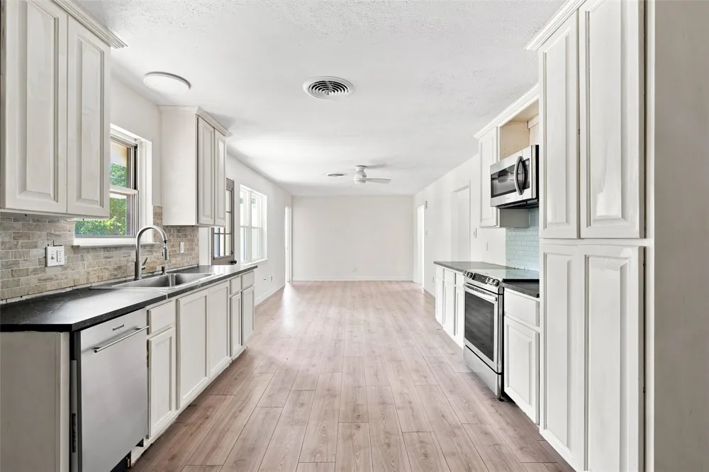 1508 Bowie Court Killeen, TX 76541