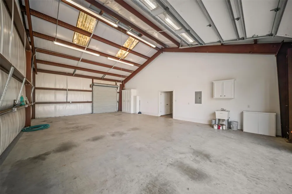 21710 Pino Lane Crosby, TX 77532
