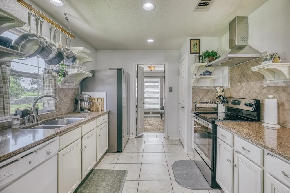 4851 County Road 135 Road Wharton, TX 77488