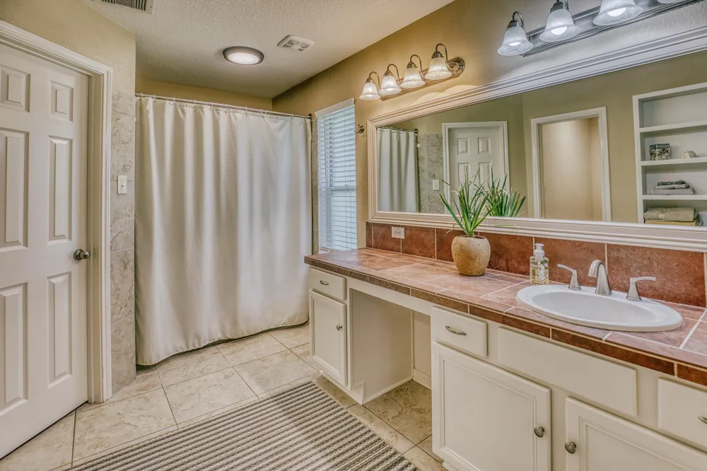 4851 County Road 135 Road Wharton, TX 77488