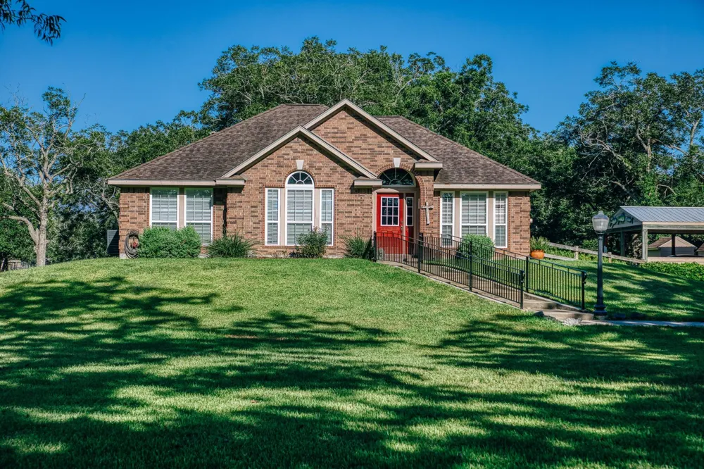 4851 County Road 135 Road Wharton, TX 77488