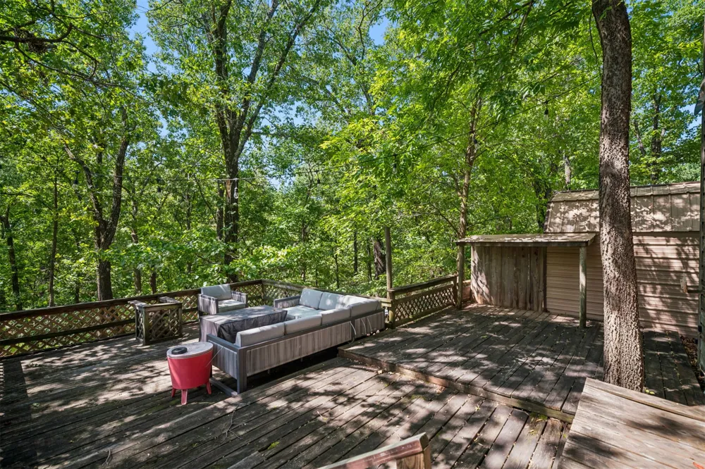136 Oak Ridge Drive Salina, OK 74365