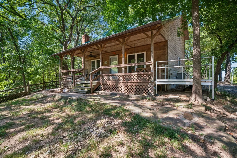 136 Oak Ridge Drive Salina, OK 74365