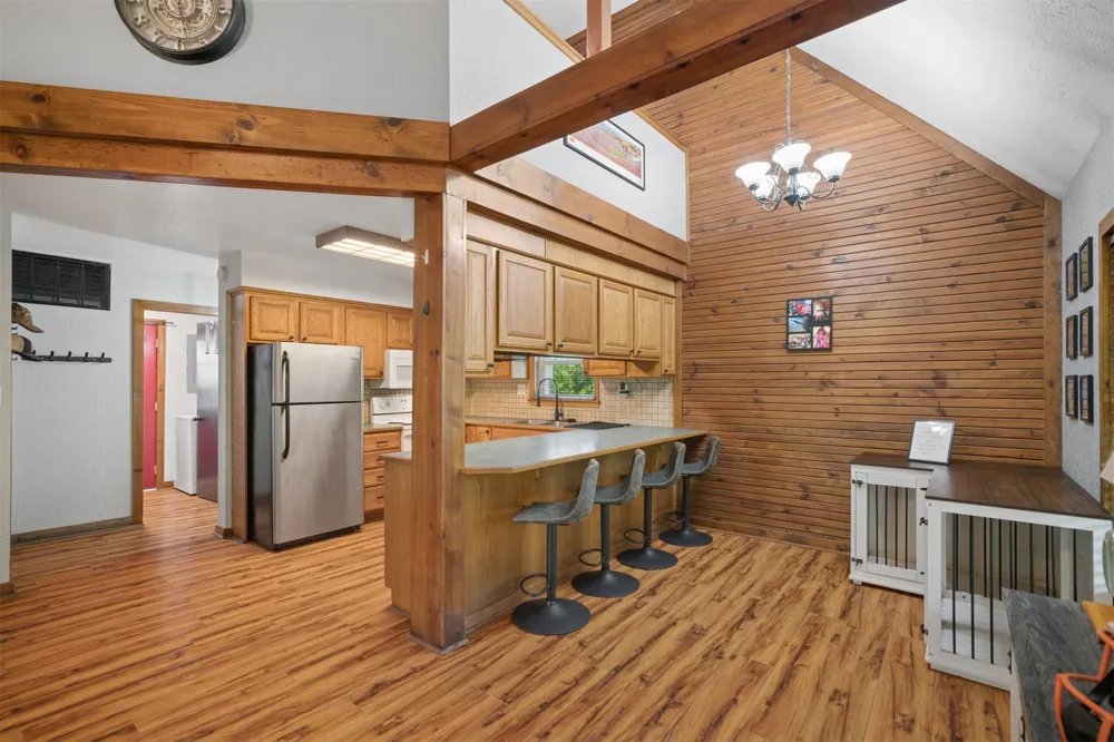 136 Oak Ridge Drive Salina, OK 74365