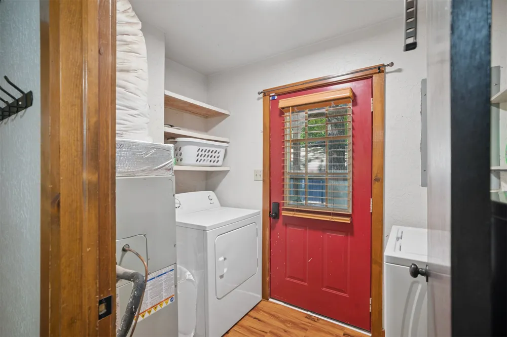 136 Oak Ridge Drive Salina, OK 74365
