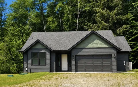 559 Upper Naselle Road