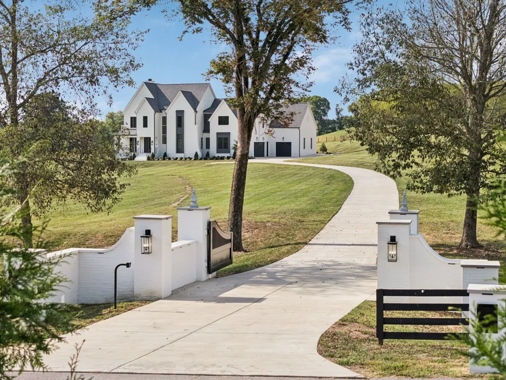 2245 Skinner Rd Arrington, TN 37014