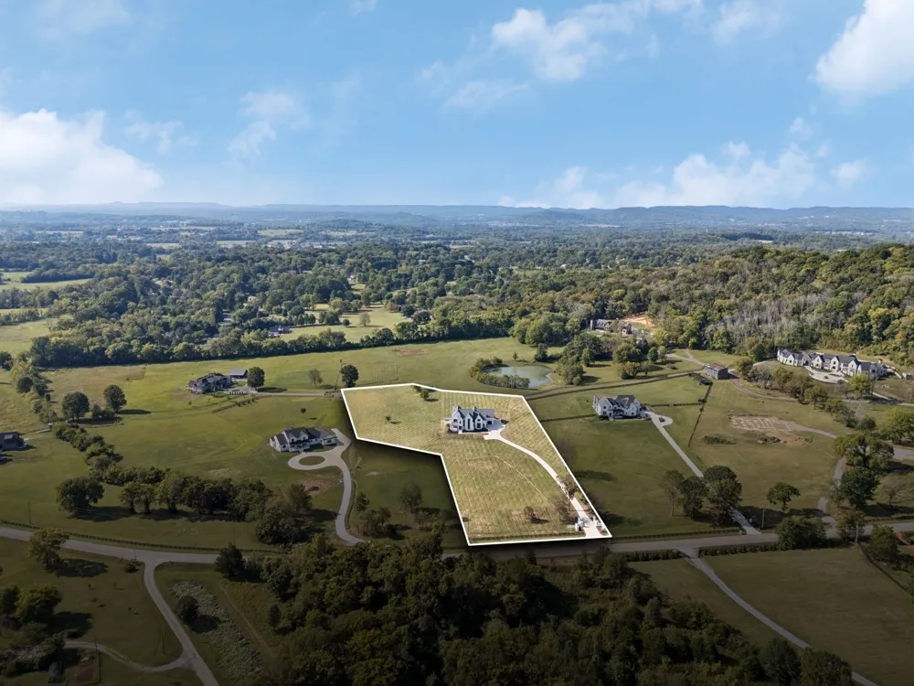 2245 Skinner Rd Arrington, TN 37014