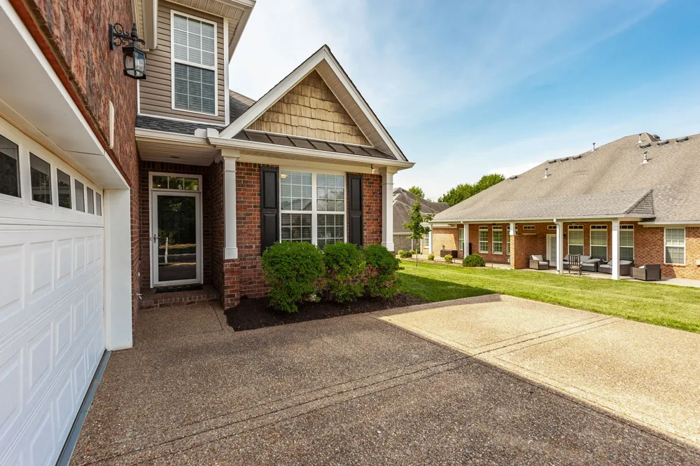1309 Waxwing Dr Hermitage, TN 37076