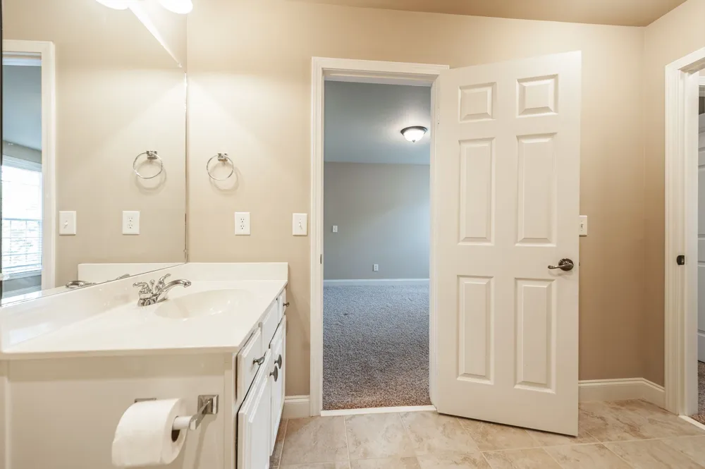 1309 Waxwing Dr Hermitage, TN 37076