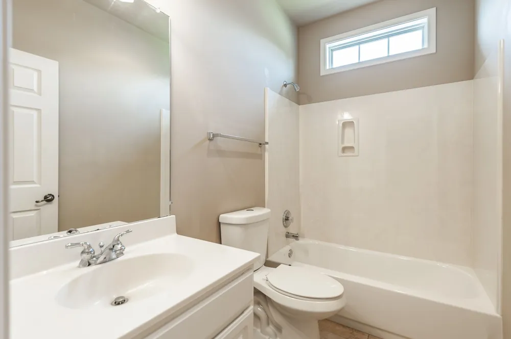 1309 Waxwing Dr Hermitage, TN 37076