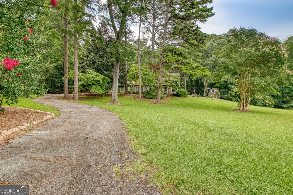 160 Sandy Lake CIR Fayetteville, GA 30214