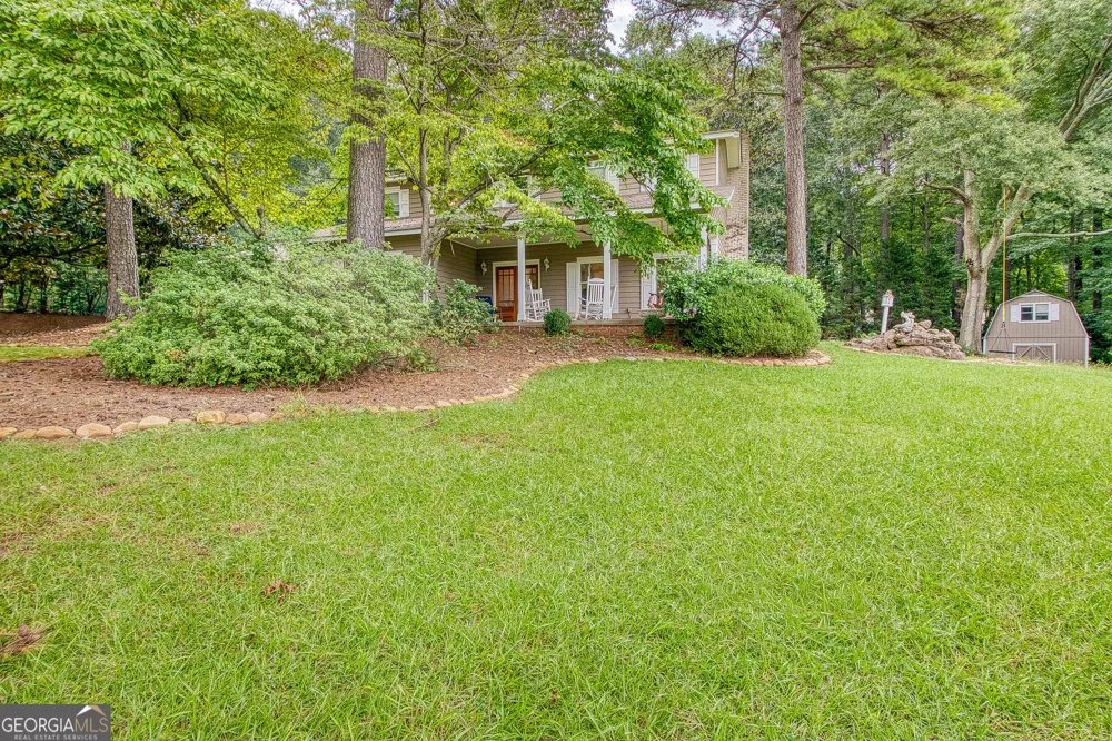 160 Sandy Lake CIR Fayetteville, GA 30214