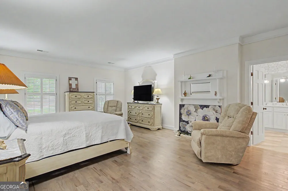 160 Sandy Lake CIR Fayetteville, GA 30214