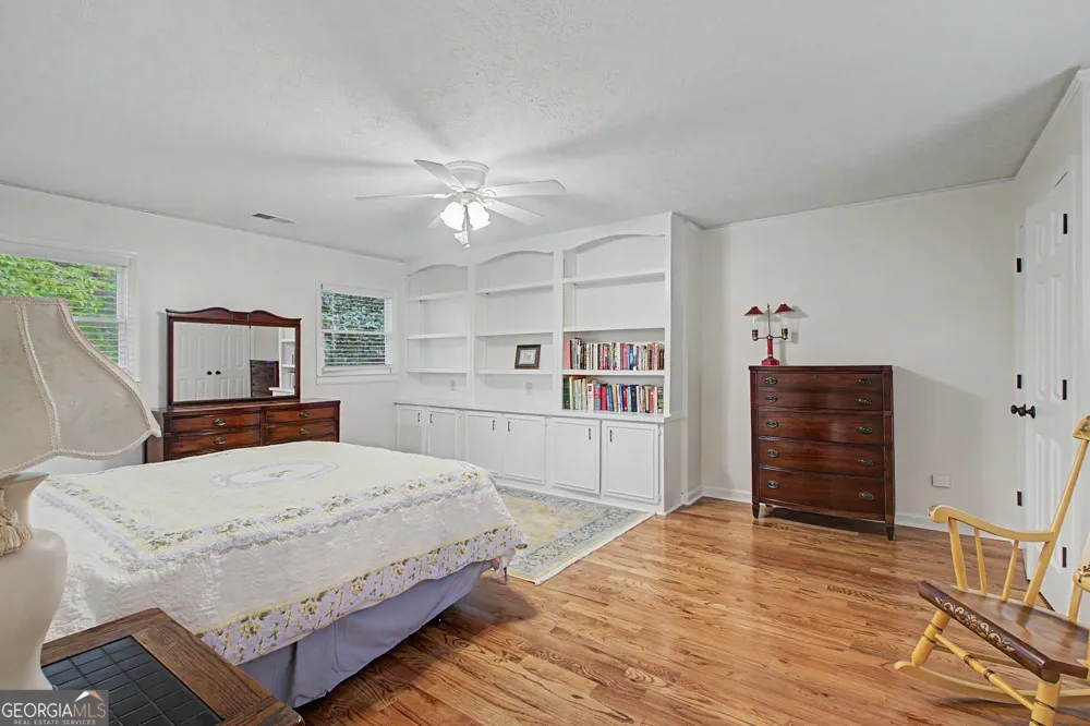 160 Sandy Lake CIR Fayetteville, GA 30214