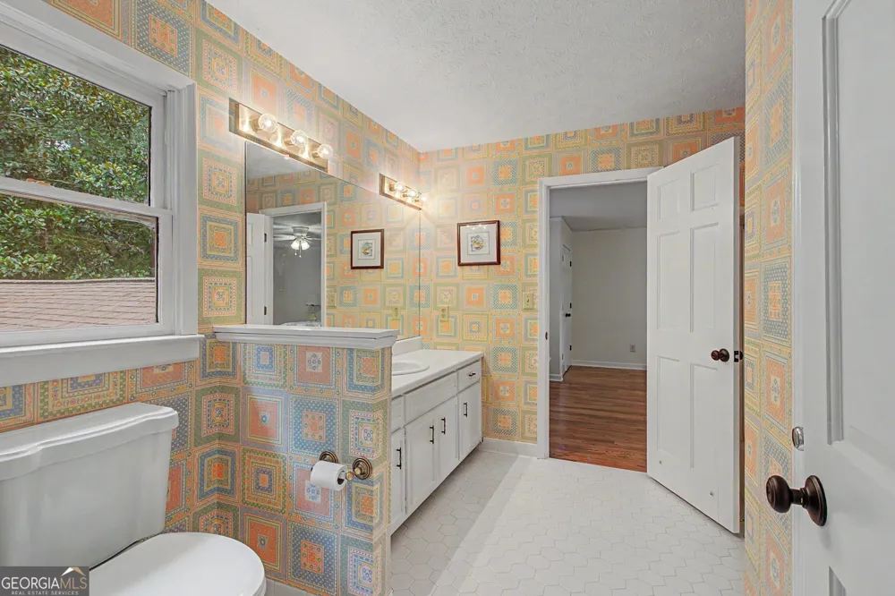 160 Sandy Lake CIR Fayetteville, GA 30214