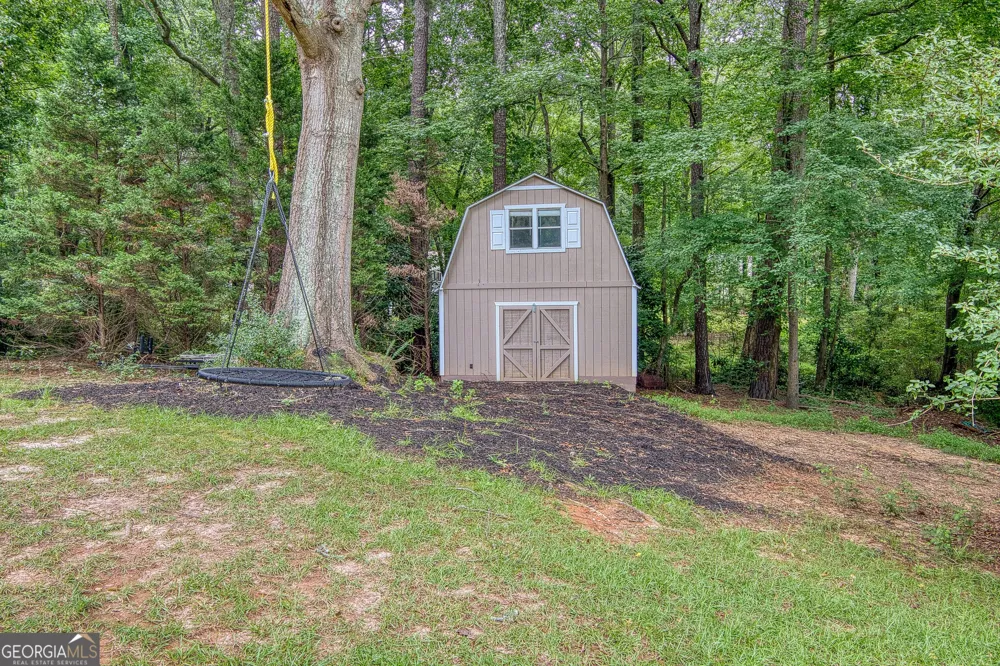 160 Sandy Lake CIR Fayetteville, GA 30214