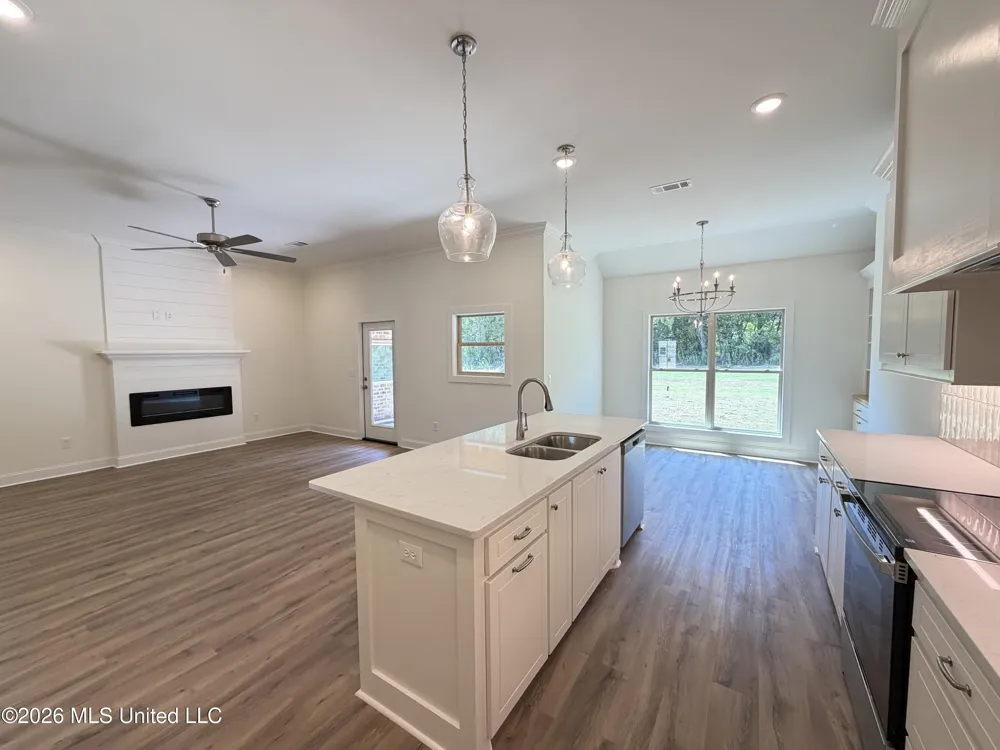 113 Newport Drive Canton, MS 39046