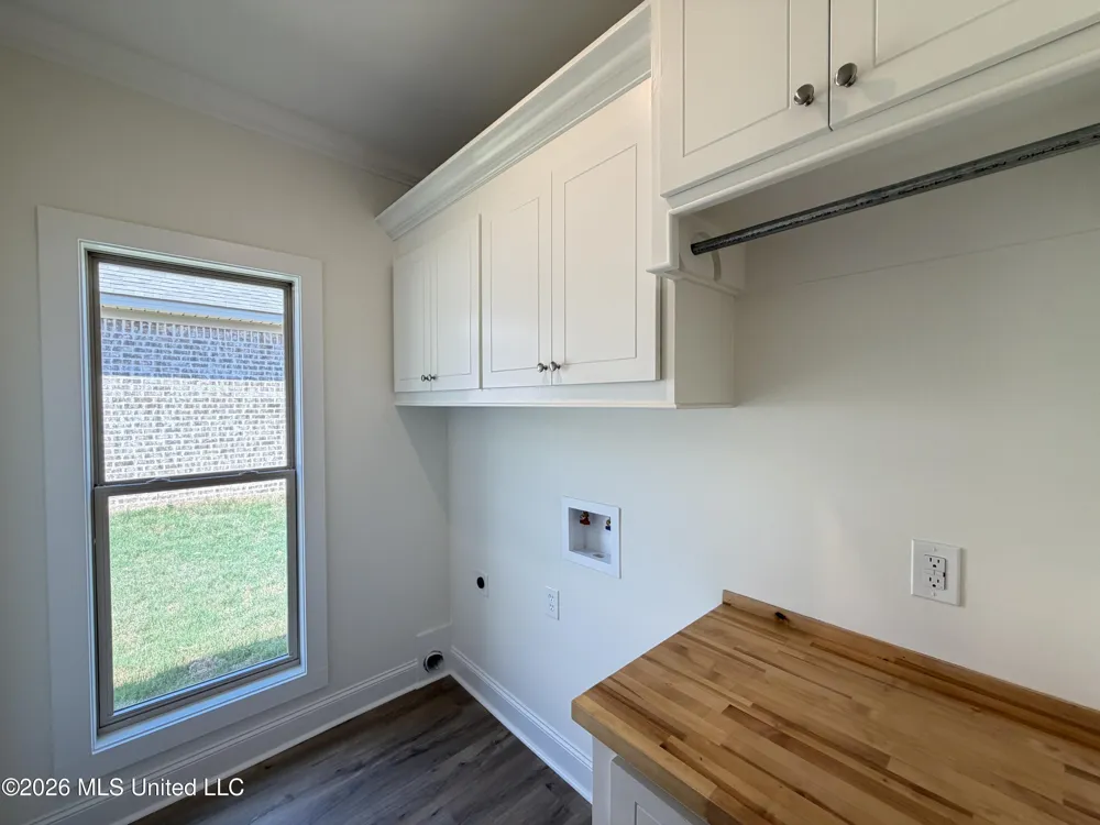 113 Newport Drive Canton, MS 39046