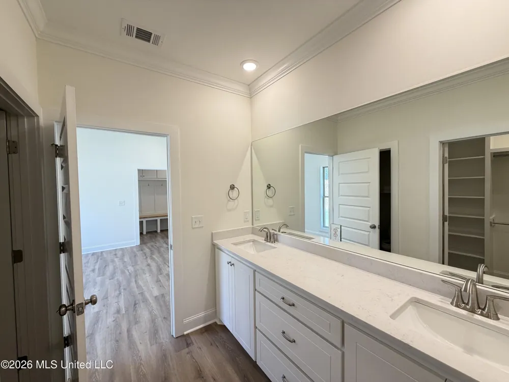 113 Newport Drive Canton, MS 39046