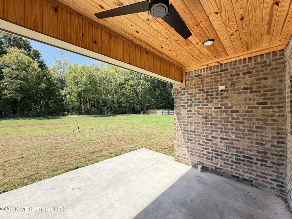 113 Newport Drive Canton, MS 39046