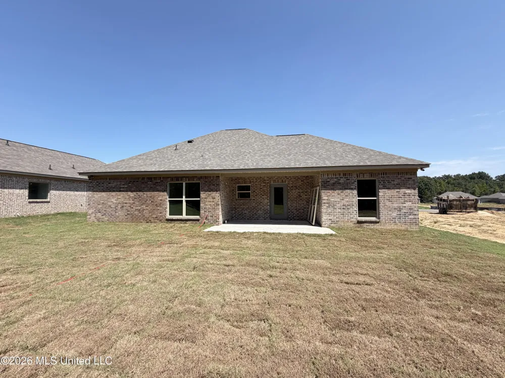 113 Newport Drive Canton, MS 39046