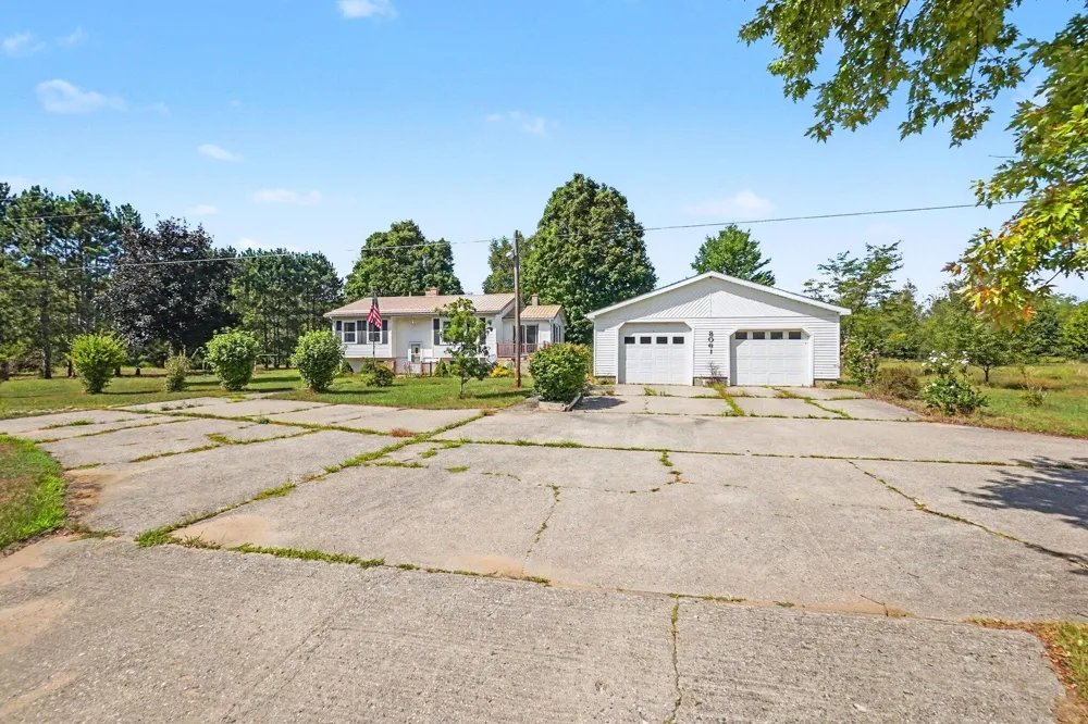 8061 Madison Road Hesperia, MI 49421