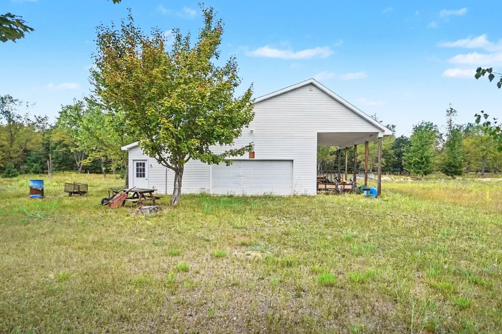 8061 Madison Road Hesperia, MI 49421