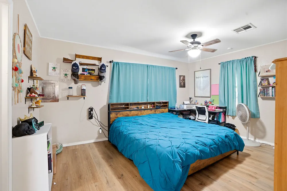 619 Crownpoint Ada, OK 74820
