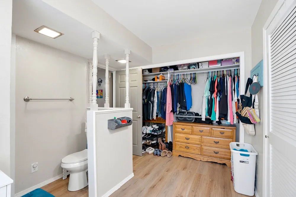 619 Crownpoint Ada, OK 74820
