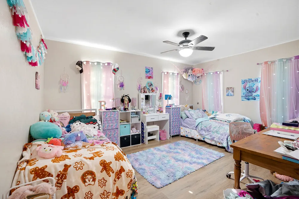 619 Crownpoint Ada, OK 74820