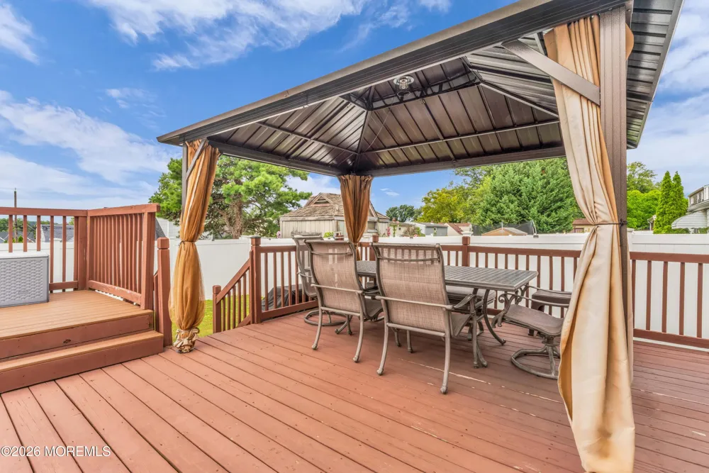 89 Wilson Avenue Parlin, NJ 08859