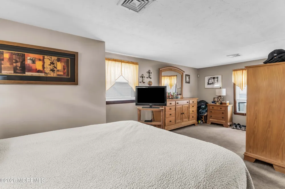 89 Wilson Avenue Parlin, NJ 08859