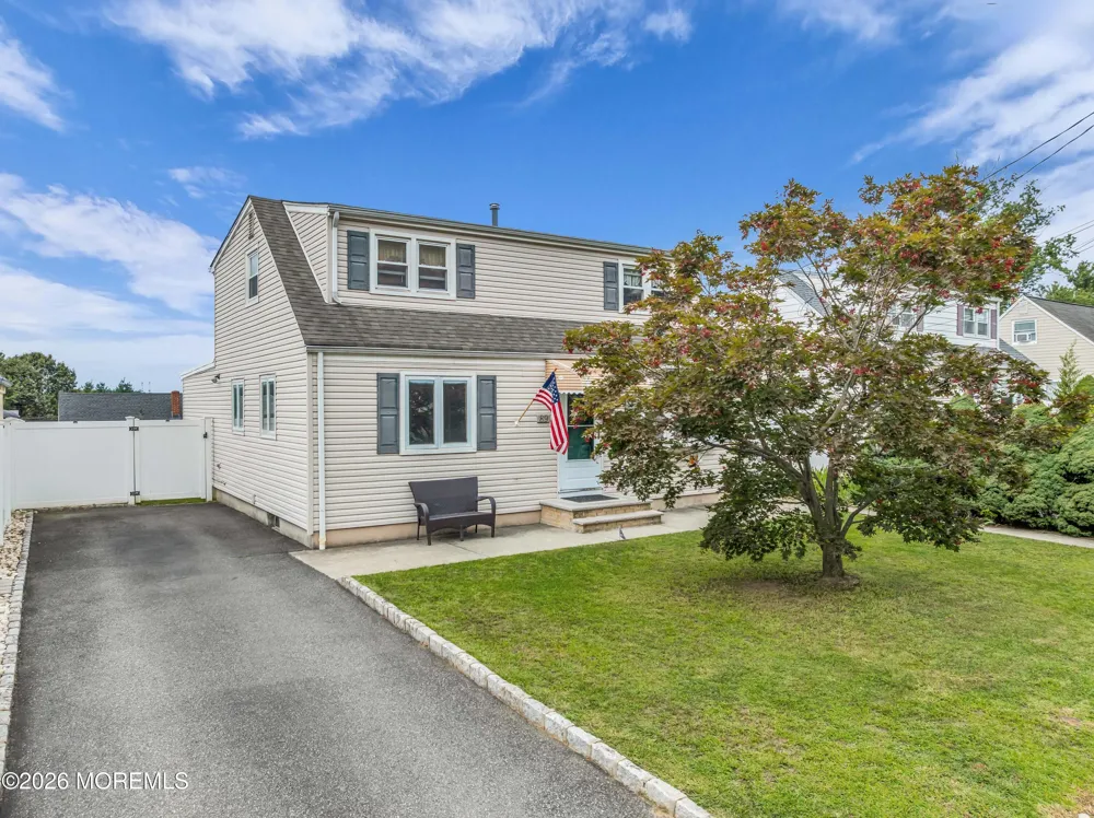 89 Wilson Avenue Parlin, NJ 08859