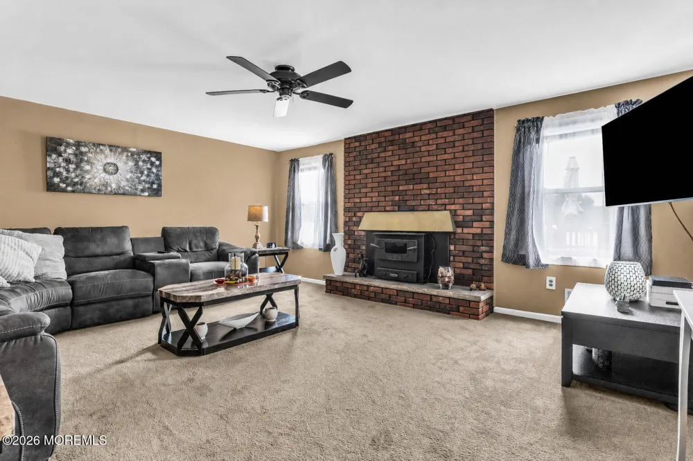 89 Wilson Avenue Parlin, NJ 08859