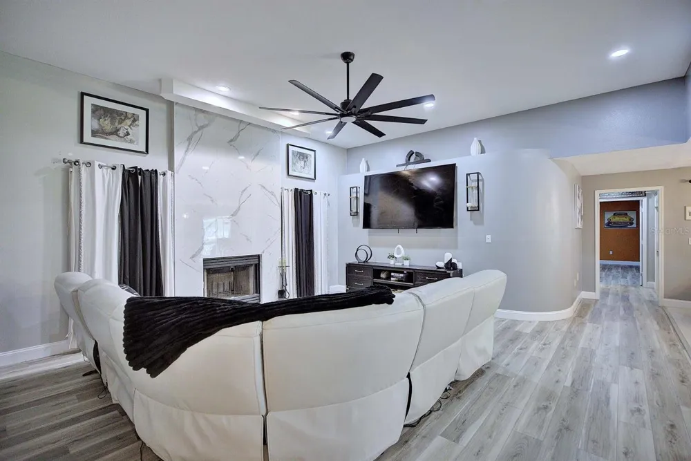 2307 FAIRWAY LANE Sebring, FL 33872