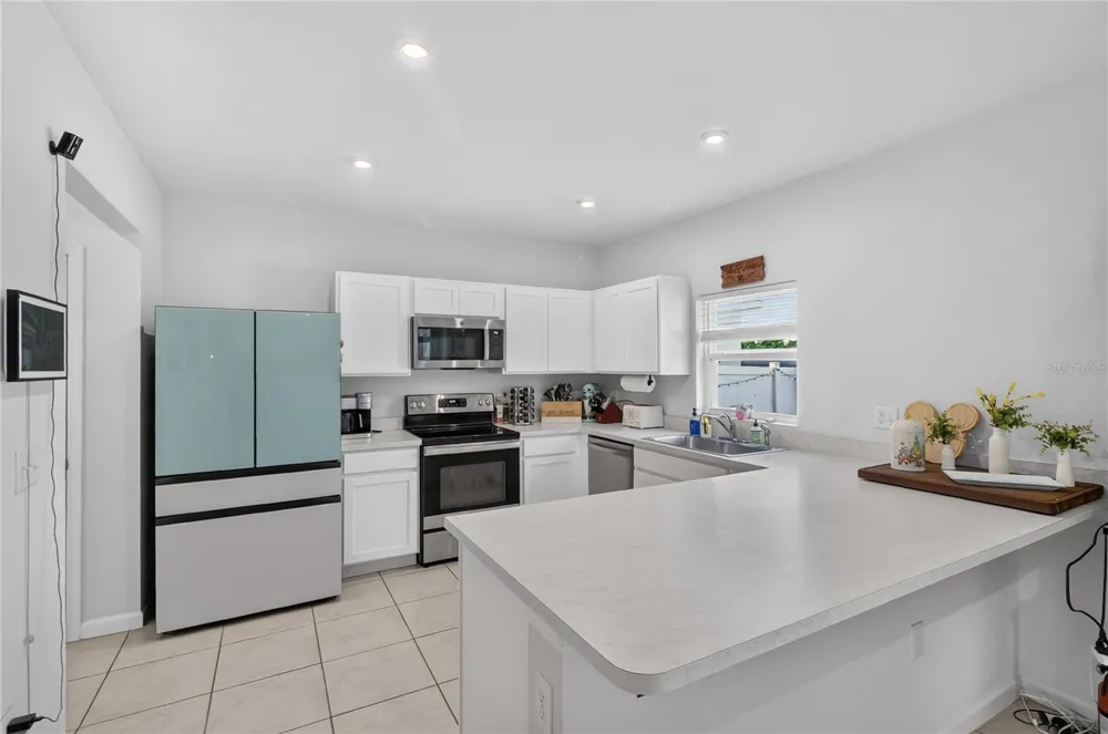 662 EAGLE LANDING BOULEVARD Winter Haven, FL 33880
