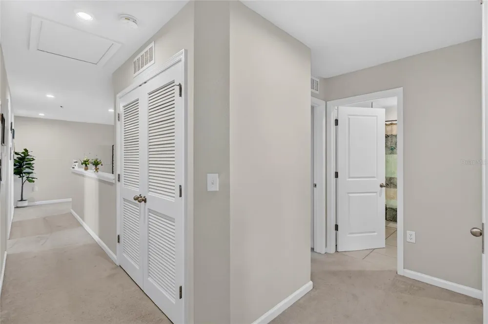662 EAGLE LANDING BOULEVARD Winter Haven, FL 33880