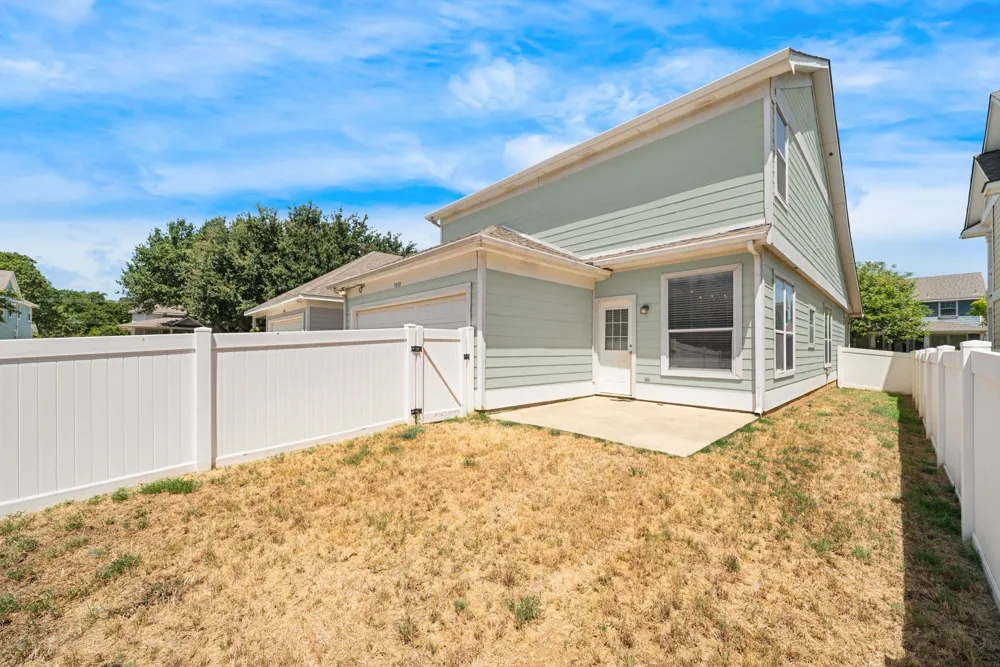 9810 Walnut Hill Drive Providence Village, TX 76227
