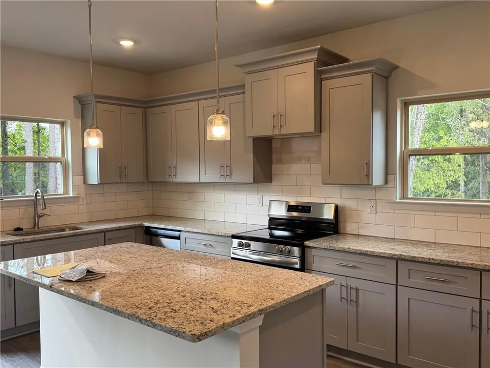 216 Magnolia Villas Drive Cornelia, GA 30531
