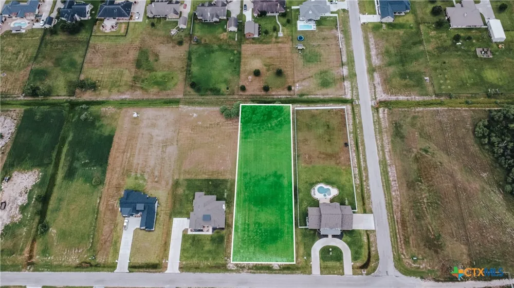 524 Dayspring Victoria, TX 77904