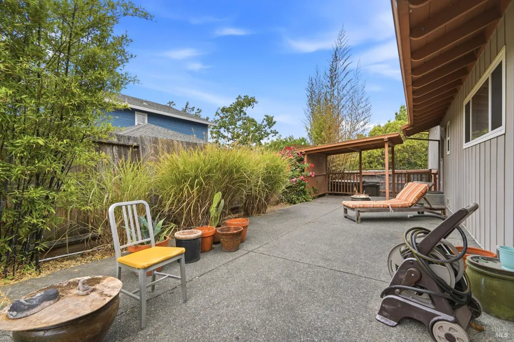8607 Cypress Avenue Cotati, CA 94931