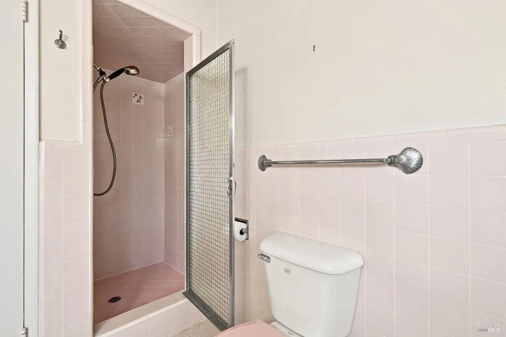 8607 Cypress Avenue Cotati, CA 94931
