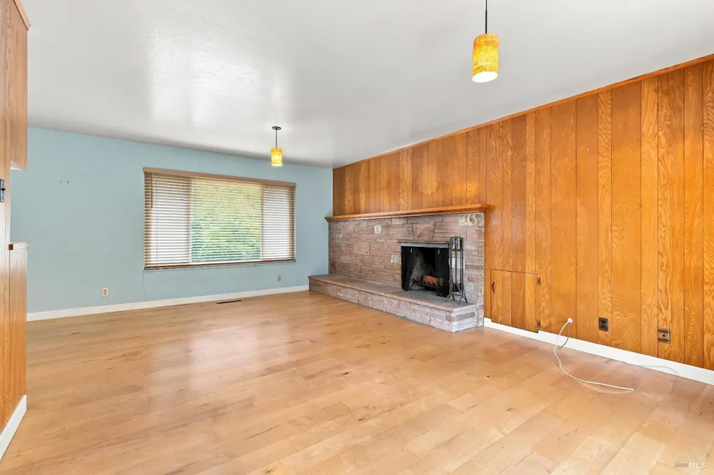 8607 Cypress Avenue Cotati, CA 94931