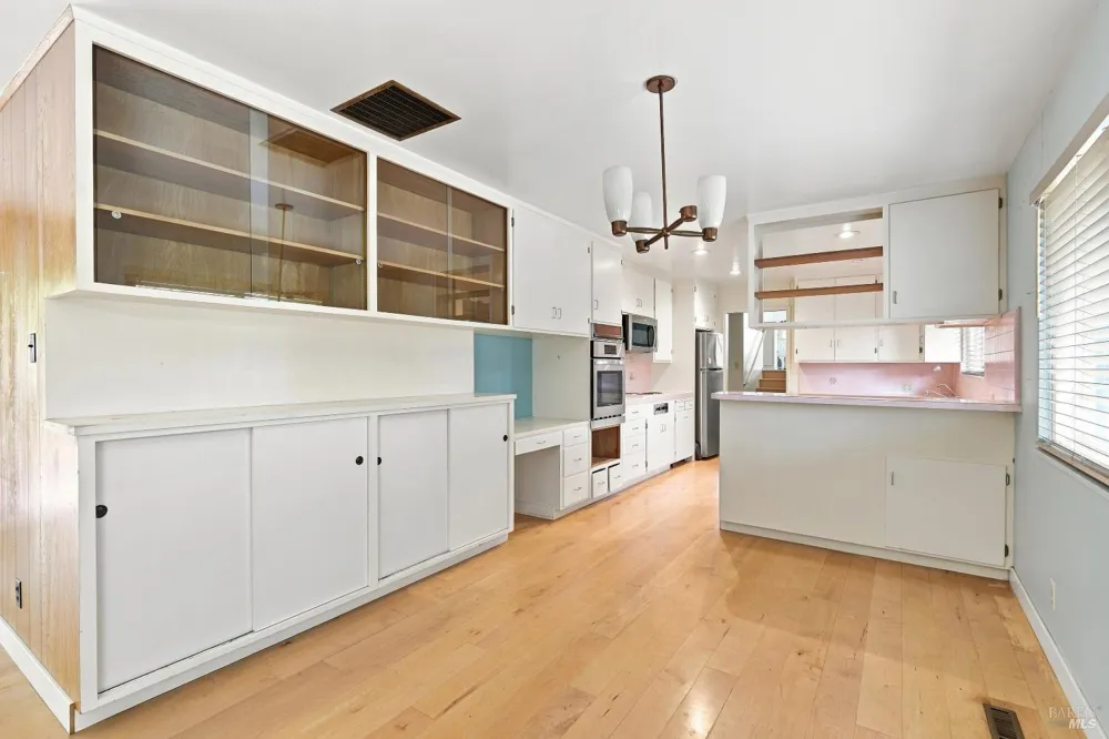 8607 Cypress Avenue Cotati, CA 94931