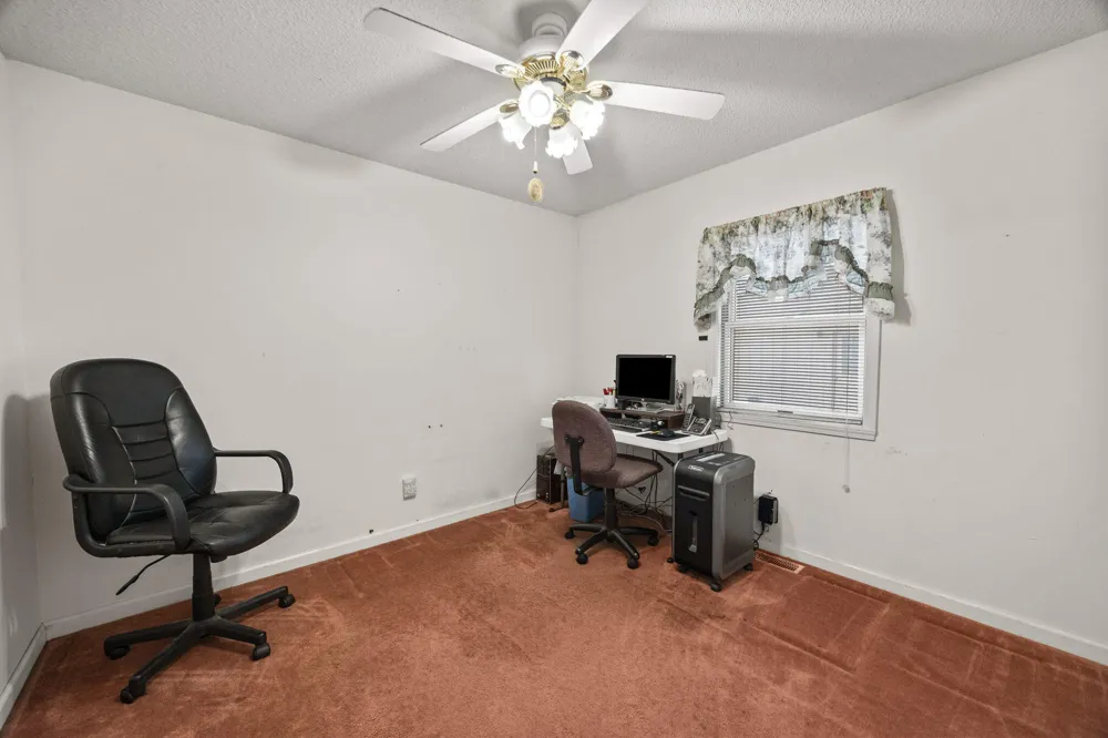 213 S Park Drive Monticello, IN 47960