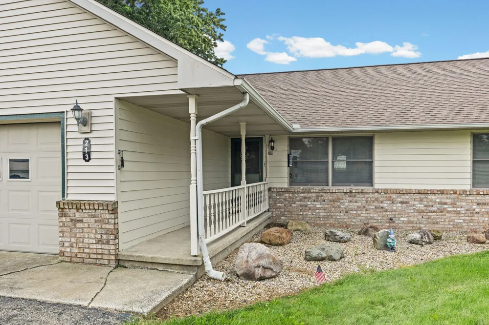 213 S Park Drive Monticello, IN 47960