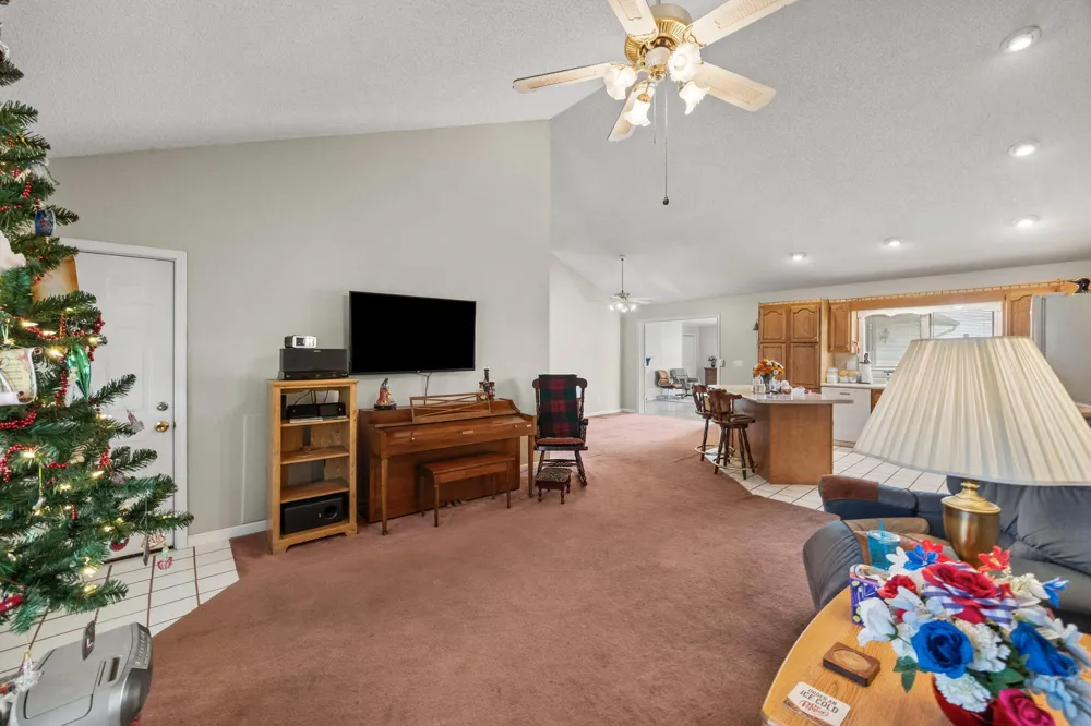 213 S Park Drive Monticello, IN 47960