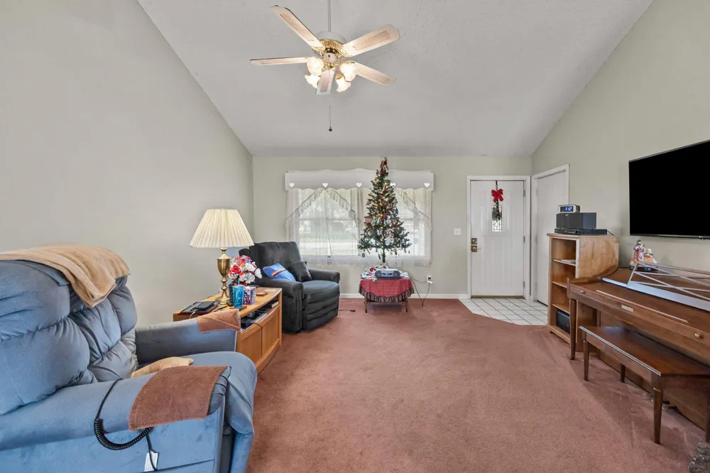 213 S Park Drive Monticello, IN 47960