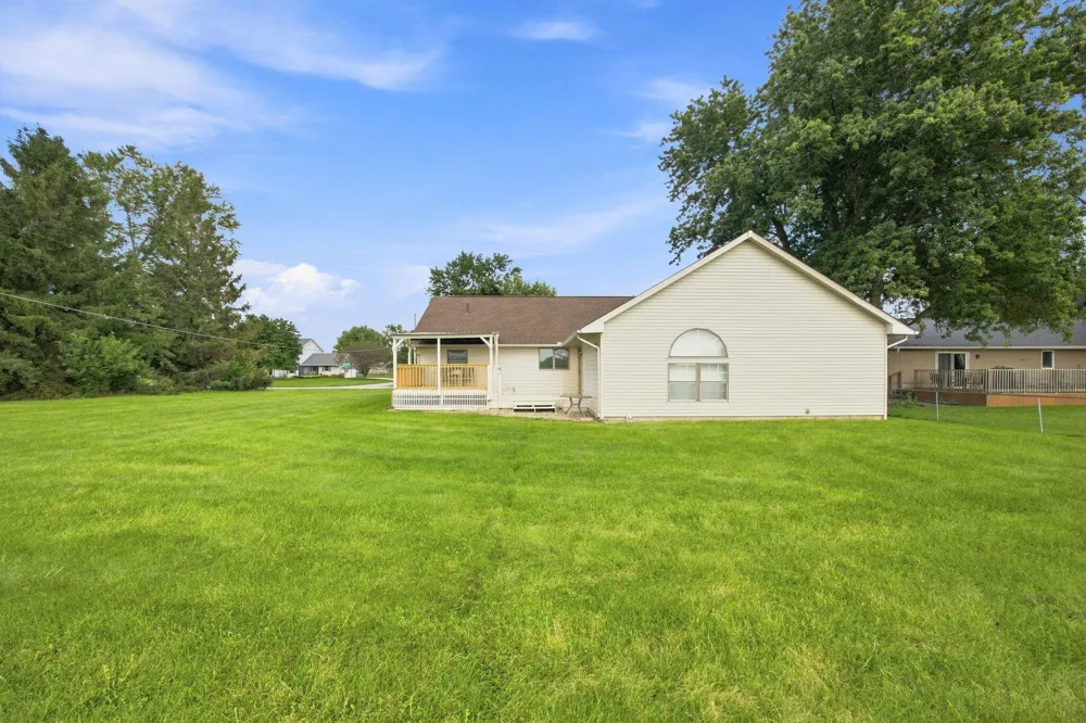 213 S Park Drive Monticello, IN 47960